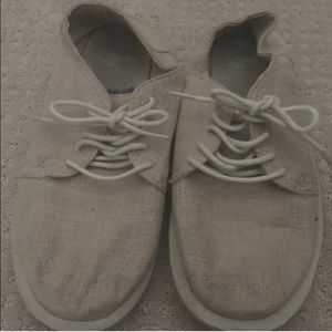 Sanuk shoes